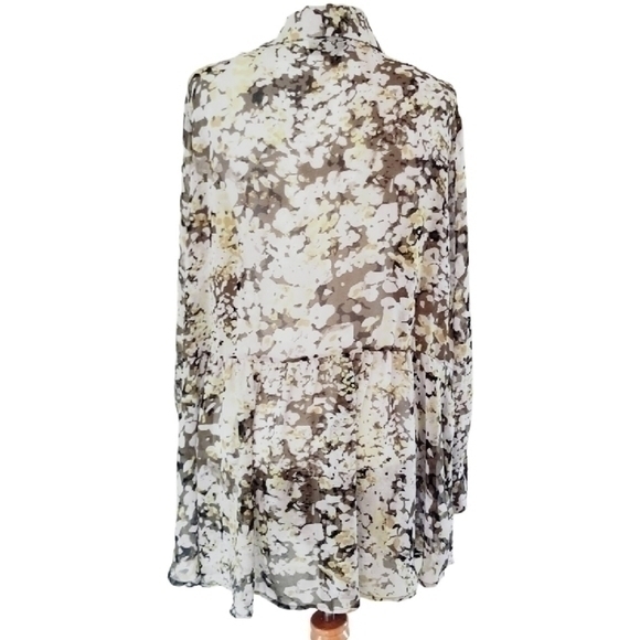 LANE BRYANT SEMI SHEER WATERCOLOR BLOUSE SZ 4X - Picture 7 of 9